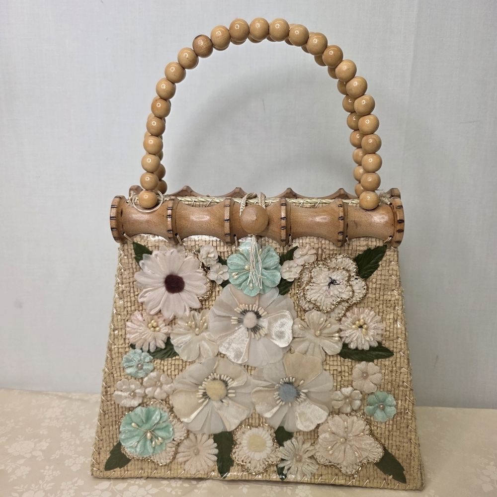 Vintage Japanese 3D Floral Woven Straw Handbag